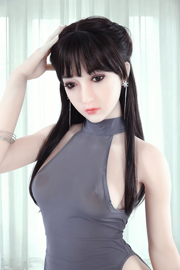 asiatische schöne weibliche sexpuppe